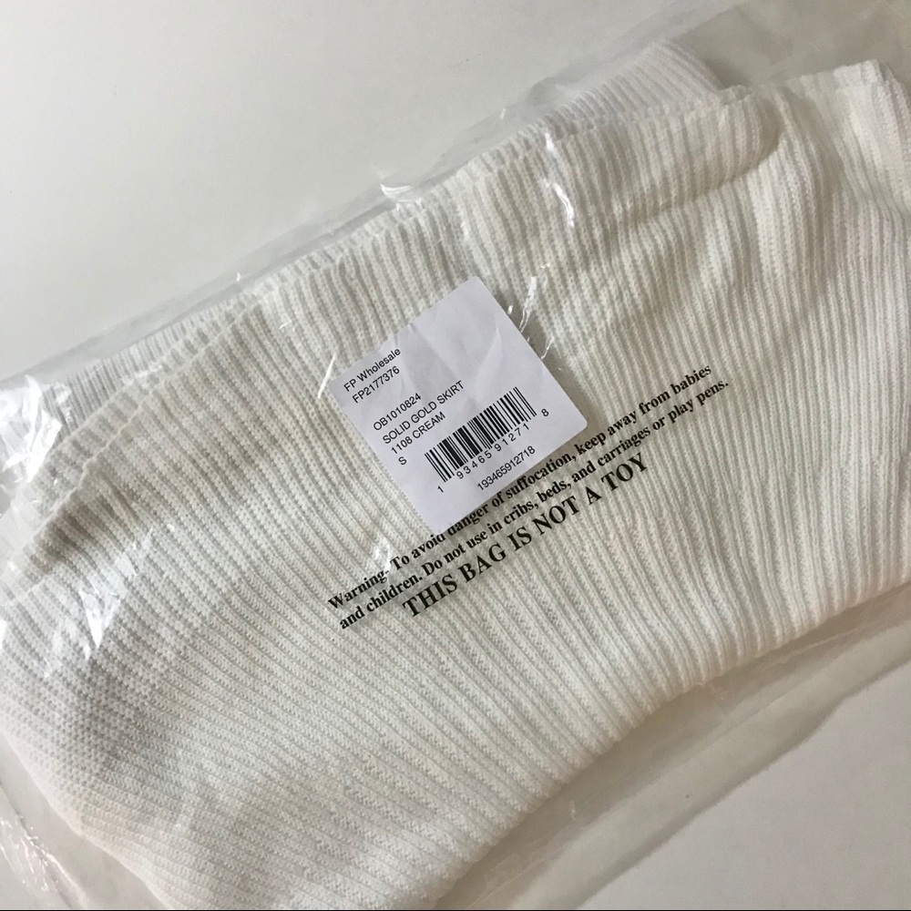 Free People Solid Gold Cream Ruffle Skirt Small NWT - Picture 10 of 14